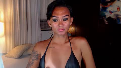 AdriannaFowks online show from April 28, 3:49 pm