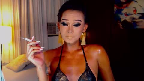 AdriannaFowks online show from May 12, 3:26 am
