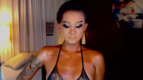 AdriannaFowks online show from May 13, 3:37 am