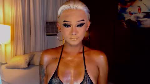 AdriannaFowks online show from May 24, 8:00 am
