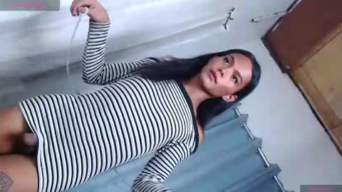 Divina online show from May 5, 11:27 am