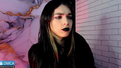 maevekuro online show from May 9, 3:36 am