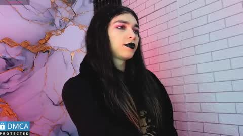 maevekuro online show from May 14, 3:27 am