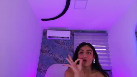 malaia thompson  online show from April 19, 6:10 pm