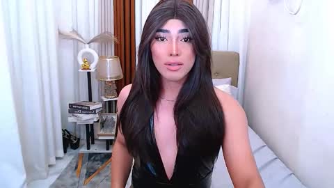 margauxein online show from January 11, 9:49 am