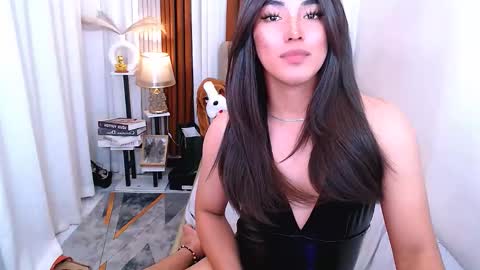 margauxein online show from January 13, 10:01 am