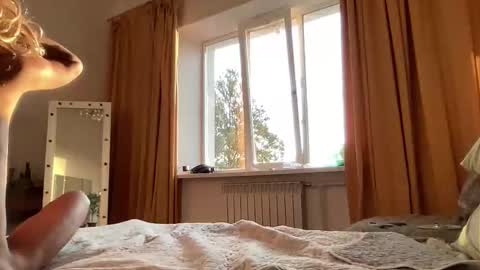 Mari online show from September 10, 3:44 pm