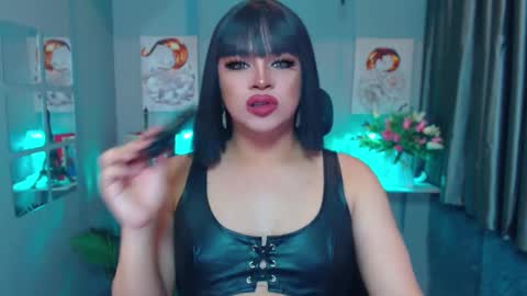      online show from February 1, 12:47 pm