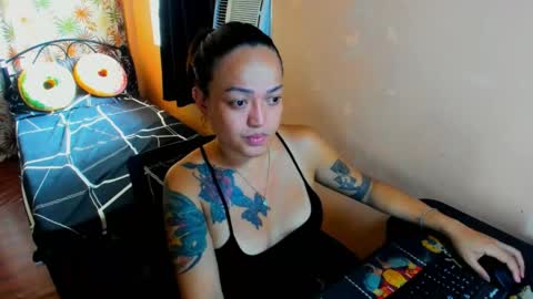 kimmy online show from May 24, 5:48 am
