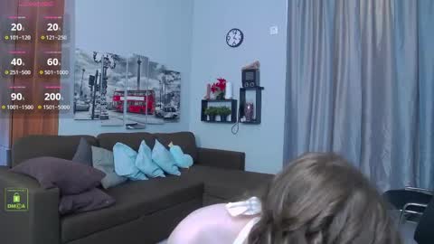 Masuzy online show from May 24, 1:08 pm
