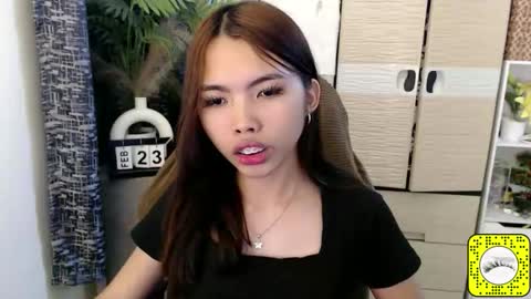 matcha_latte33 online show from February 23, 3:26 pm