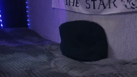 matty_trees online show from October 25, 11:22 pm