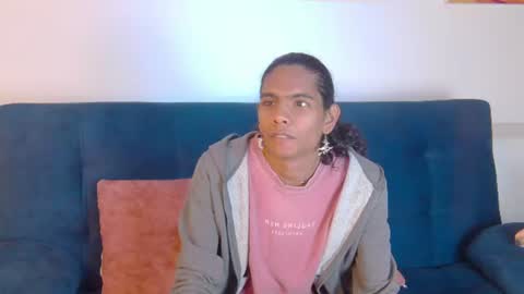 Maxi  Max online show from June 19, 8:13 pm