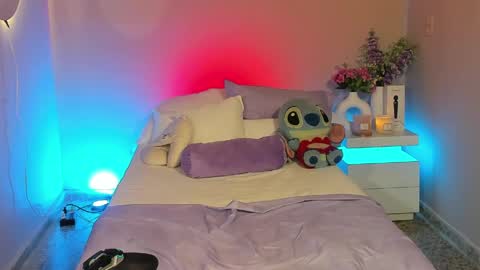 meganlust11 online show from April 27, 7:06 am