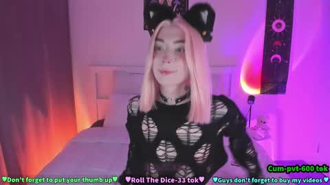 Melissa or abbreviated Mel or Lis online show from November 1, 7:00 pm