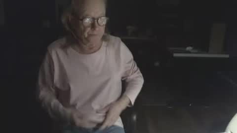 I am usually high and horny...lol online show from January 2, 4:52 am