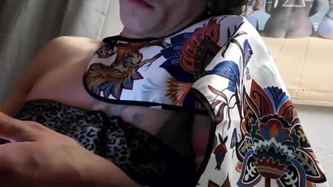 Snapshot of merelyalover chatting on January 26, 12:43 pm gurlnips online show from January 26, 12:43 pm