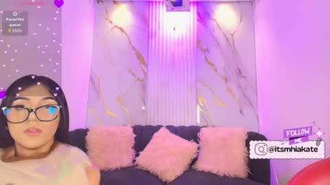 Mhia Kate online show from December 2, 12:08 pm