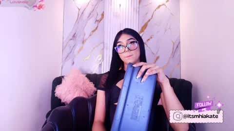 Mhia Kate online show from May 18, 12:11 pm