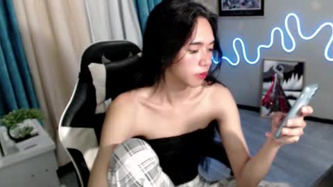 Mia online show from January 28, 10:01 pm