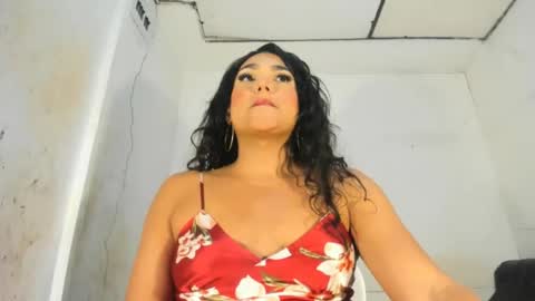 miavaniity54 online show from May 24, 8:39 pm
