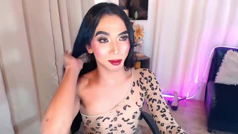 michaelagoddess online show from November 19, 6:30 pm