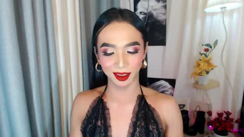 michaelagoddess online show from May 8, 12:29 am