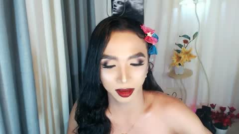 michaelagoddess online show from May 25, 3:52 pm