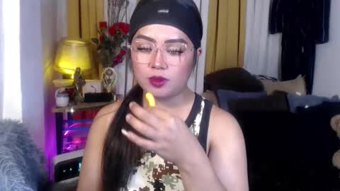 Michelle online show from May 8, 5:53 pm