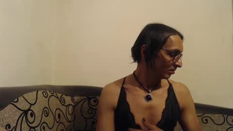 Miky Zazo online show from December 10, 5:44 pm