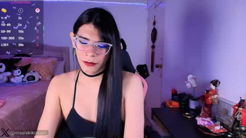 Asami  online show from May 21, 8:32 am