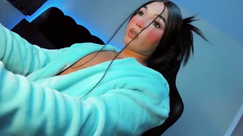 miss_zz online show from June 28, 7:07 pm