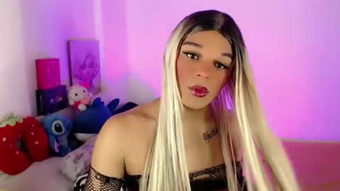 Fer online show from May 16, 5:12 pm