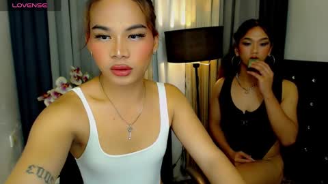 misstrishontop online show from February 26, 12:58 pm