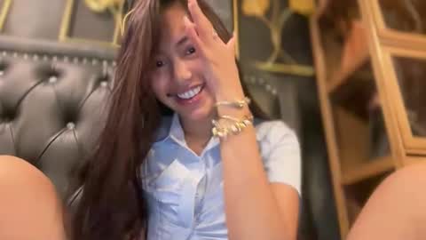 Divine Olga  online show from November 16, 8:19 pm