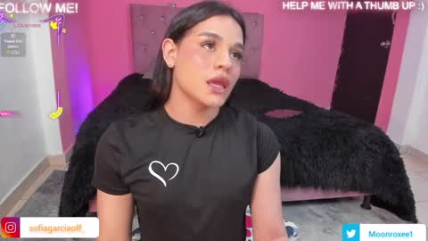 moon_roxee online show from May 13, 9:57 pm