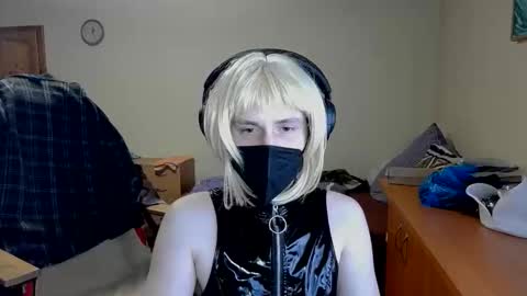 Mory online show from May 1, 10:25 pm