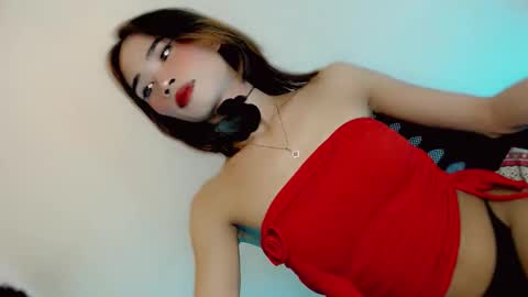 mscherry_ online show from May 30, 10:35 am