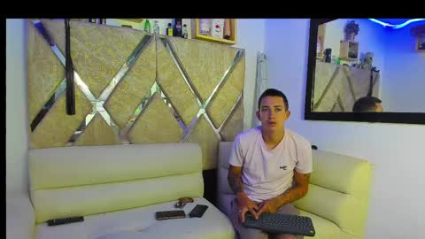 Myluandjack online show from May 27, 10:34 am
