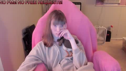 Natalie Marlo online show from February 4, 9:41 pm