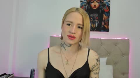 natacha_ferrer1 online show from December 4, 1:15 pm