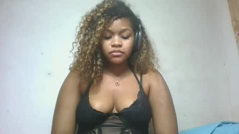 natachazz online show from April 25, 12:31 pm