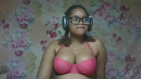 natachazz online show from May 17, 11:10 am