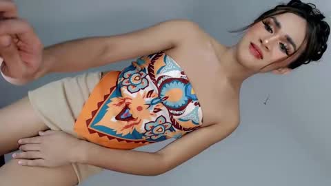 Nathalie smith online show from May 30, 6:44 am