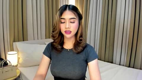 naughty_hunk_yuki online show from March 2, 7:15 am