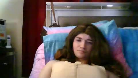 NicoleStarrTS27 online show from January 9, 6:18 am