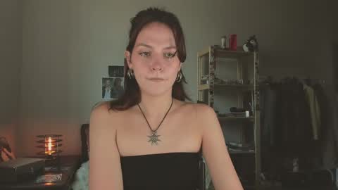 Veronica online show from June 4, 9:45 am