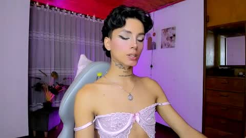 Nilam online show from April 29, 9:54 pm
