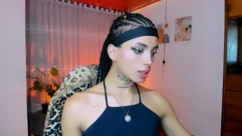 Nilam online show from May 25, 10:39 pm