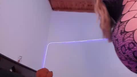 Sara  online show from November 22, 11:51 pm